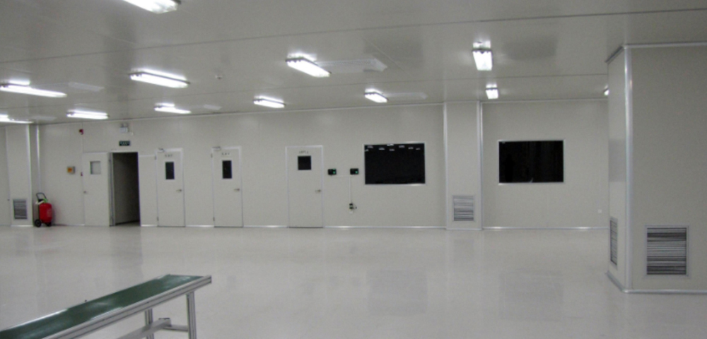 南通醫(yī)藥千級無塵潔凈室裝修工程 南通醫(yī)藥千級無塵潔凈室裝修工程